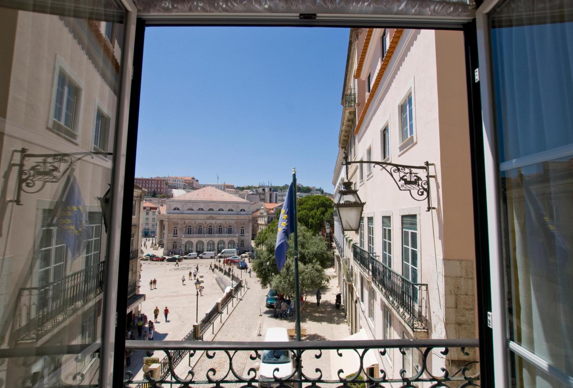 Residencial Geres Hotel Lisbon Bagian luar foto